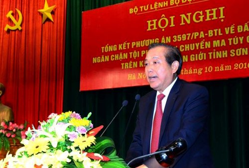 Phó Thủ tướng Chính Phủ Thường trực Trương Hòa Bình phát biểu tại hội nghị